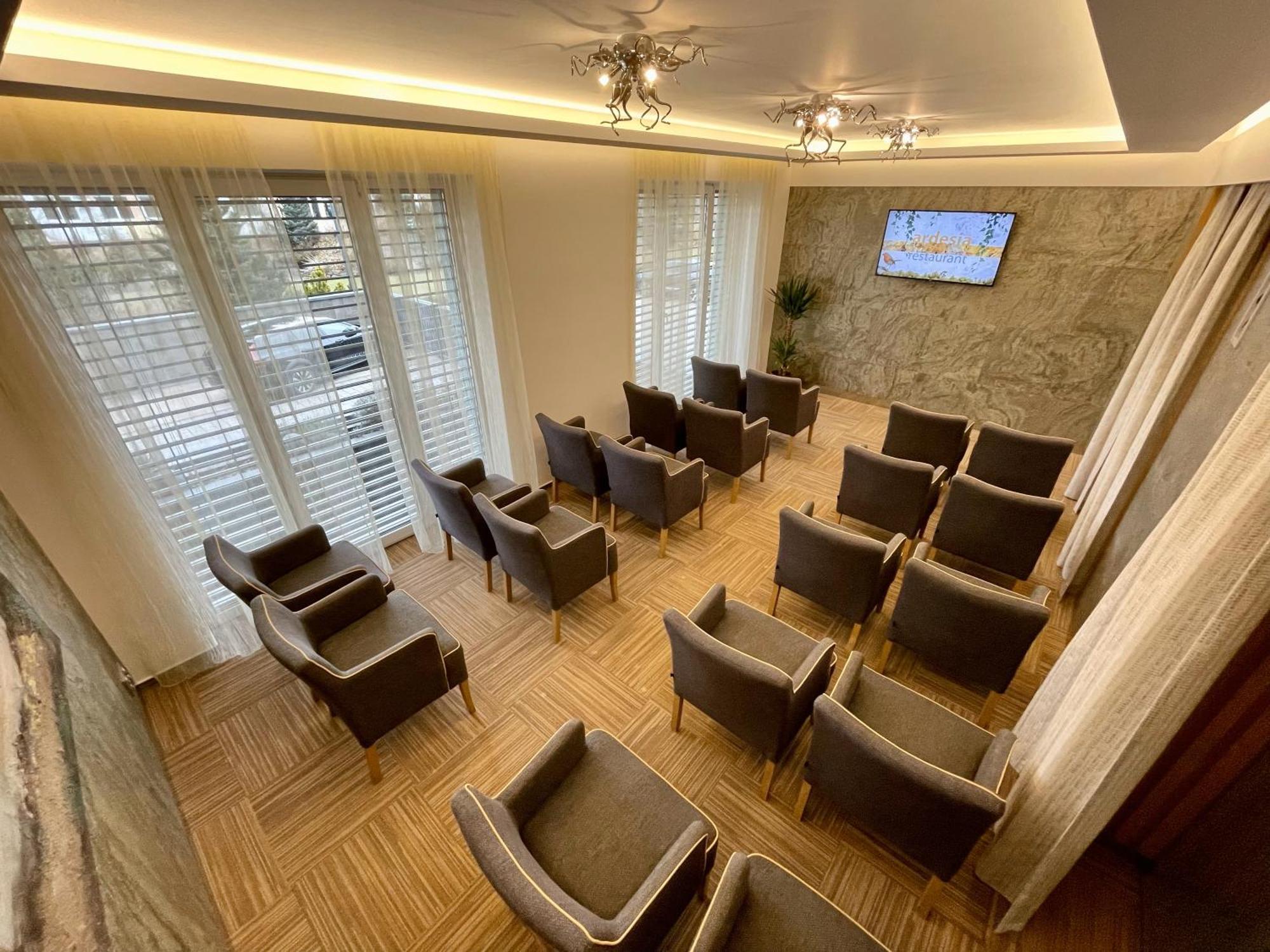 Hotel Bartos Frenstat pod Radhostem ภายนอก รูปภาพ